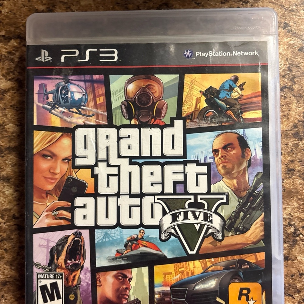 Grand Theft Auto V for PS3 W/Map